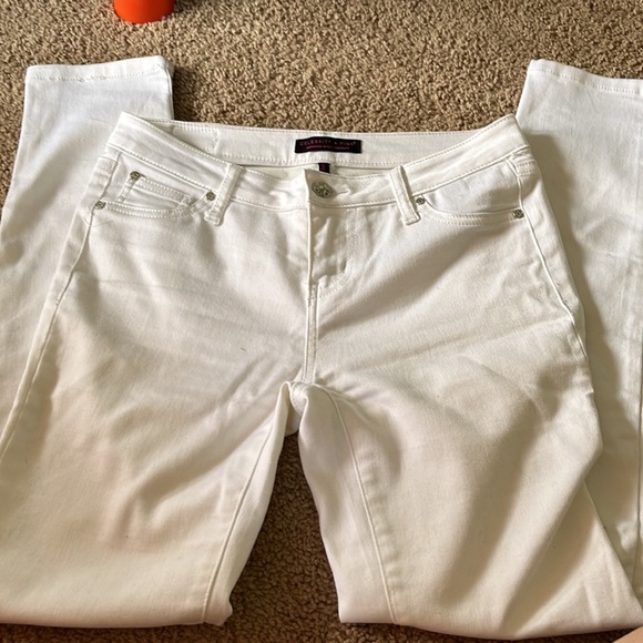 White midrise skinny ankle jean - Picture 2 of 3